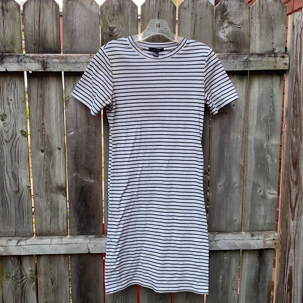 Forever 21 striped dress sz. L
